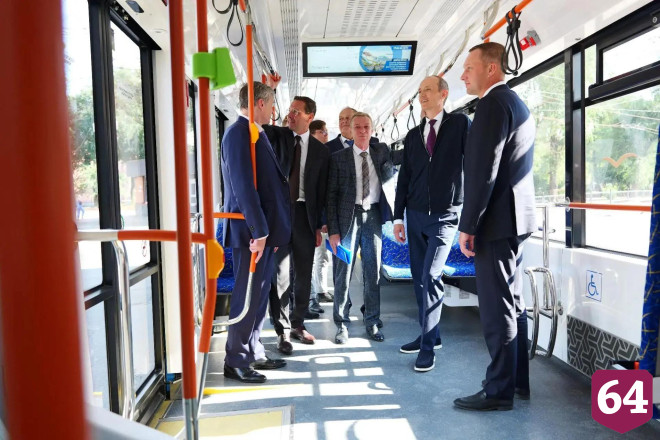 Вице-премьер Дмитрий Григоренко оценил модернизацию трамвайной сети в Саратове